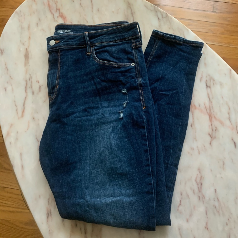 Old Navy_Mid-Rise Rockstar Jeans_ Size 16